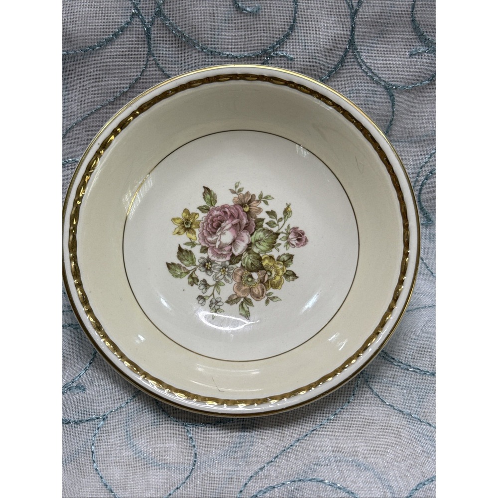 VTG Homer Laughlin Eggshell Georgian Floral Flower Bowl 5.5" USA